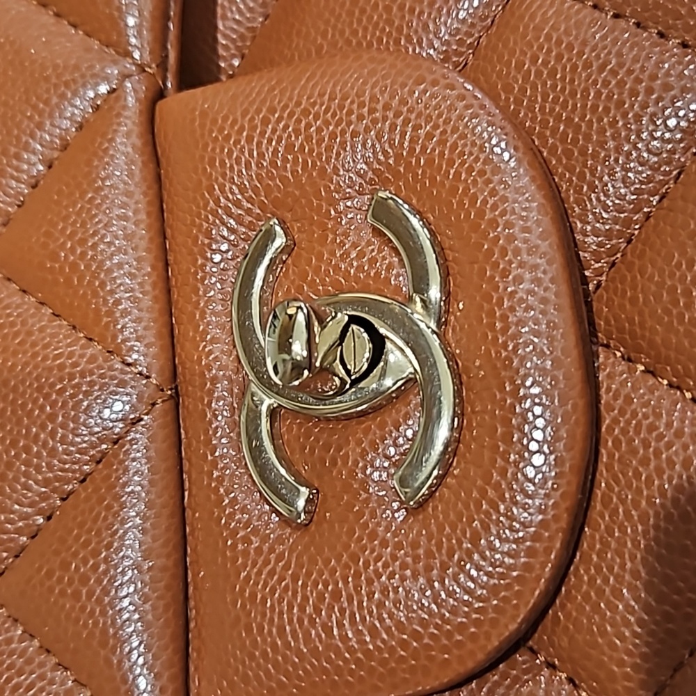 BNIB Jumbo Caviar Double Flap - Picture 2 of 8